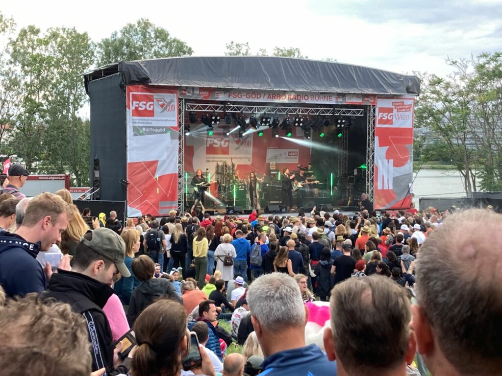 Eine der vielen Bühnen auf dem Donauinselfest 2023